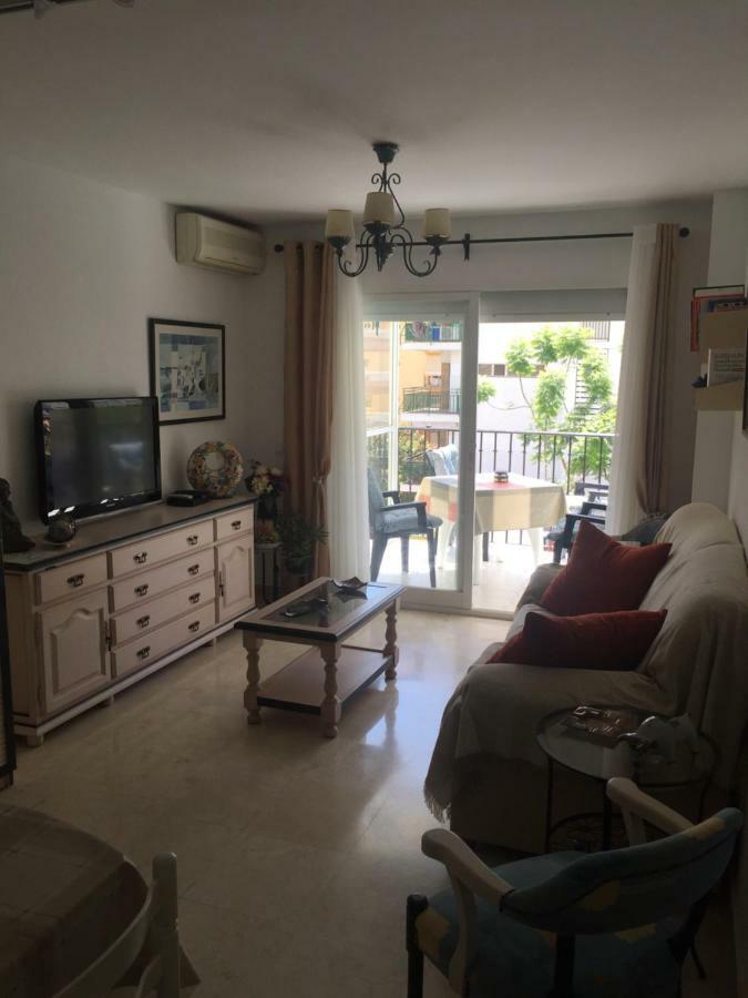 El Piso Hotell Fuengirola Exteriör bild