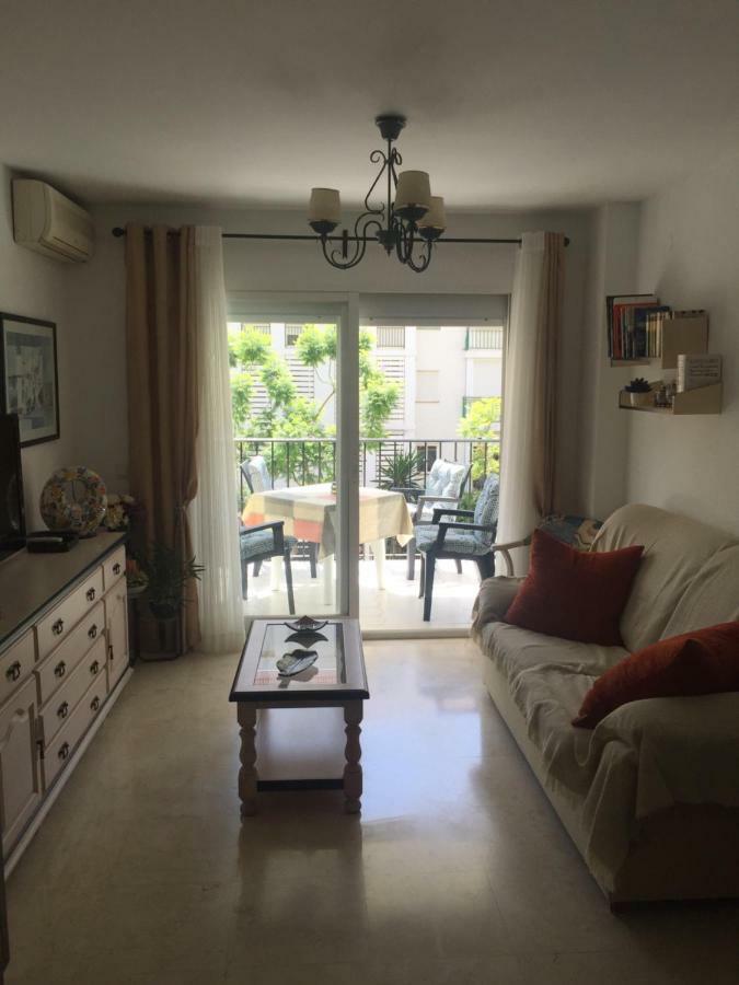El Piso Hotell Fuengirola Exteriör bild
