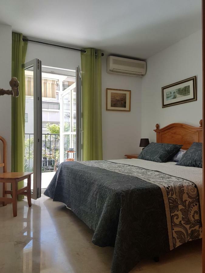 El Piso Hotell Fuengirola Exteriör bild